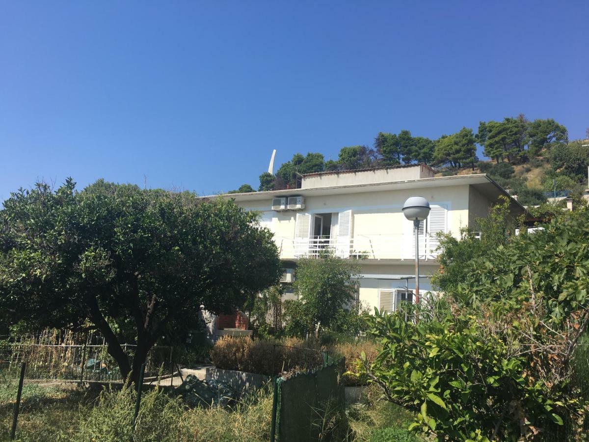 Apartments Garden House Podgora Exterior foto